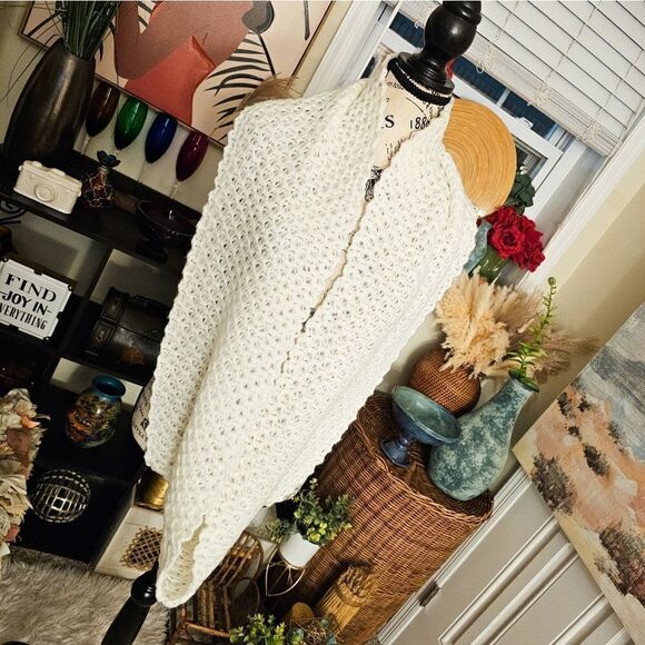 New Aerospostal Crochet Acrylic Stylish Infinity Scarf - Picture 12 of 14